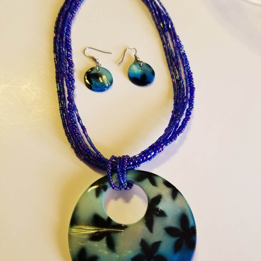 Necklace and Earrings Set